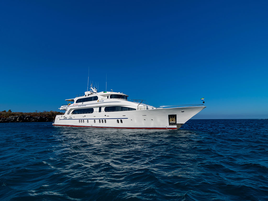 grand-daphne-03