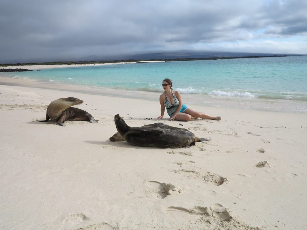 kicker-rock-beach-galapagos