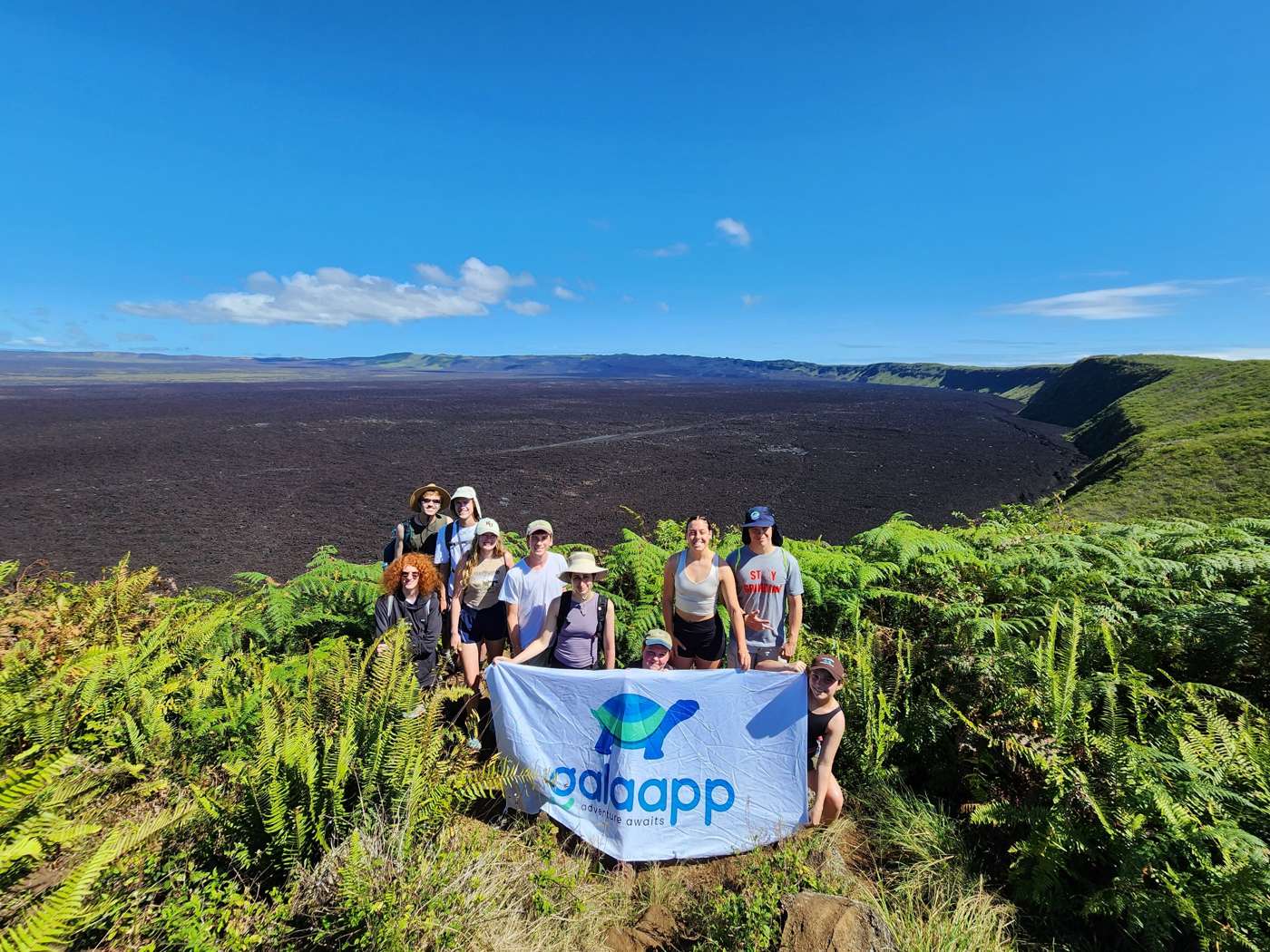 Galápagos Island Hopping: Santa Cruz & Isabela – 9 Days / 8 Nights · First Class