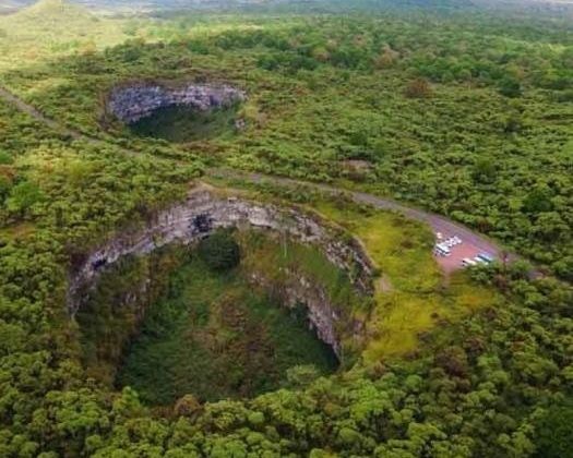 Los Gemelos twin craters, Santa Cruz